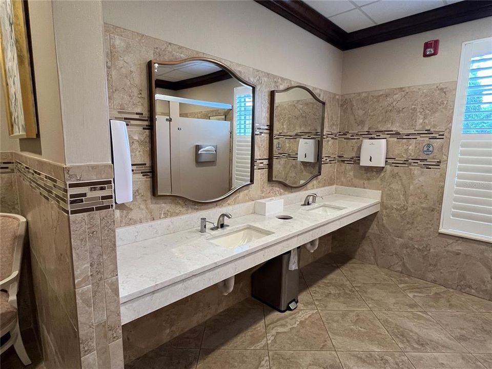 For Sale: $282,000 (3 beds, 2 baths, 1807 Square Feet)