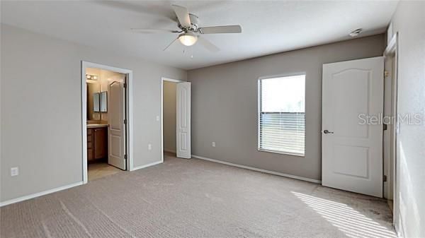 For Rent: $1,900 (3 beds, 2 baths, 1113 Square Feet)