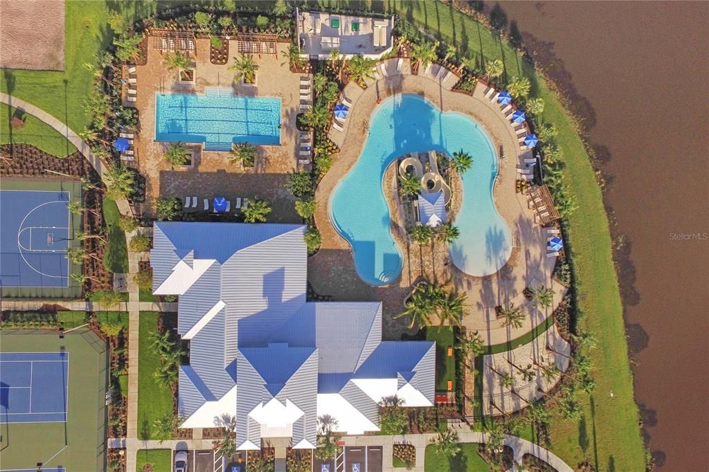 For Sale: $485,000 (4 beds, 2 baths, 2523 Square Feet)