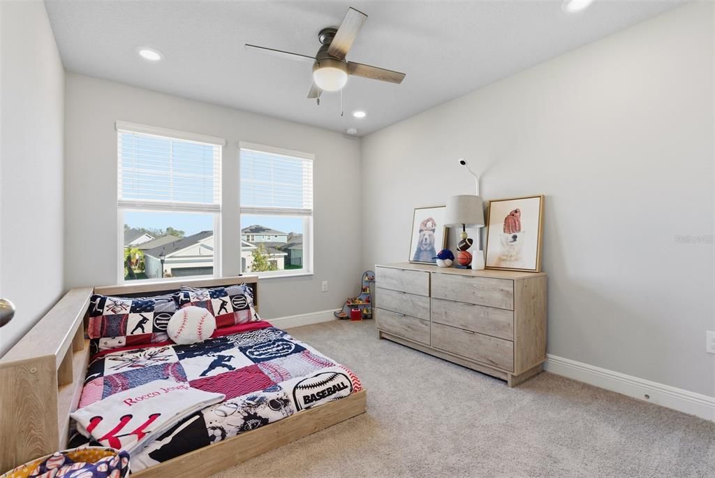 For Sale: $485,000 (4 beds, 2 baths, 2523 Square Feet)