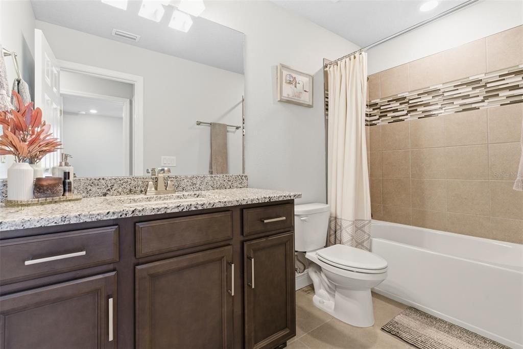 For Sale: $485,000 (4 beds, 2 baths, 2523 Square Feet)