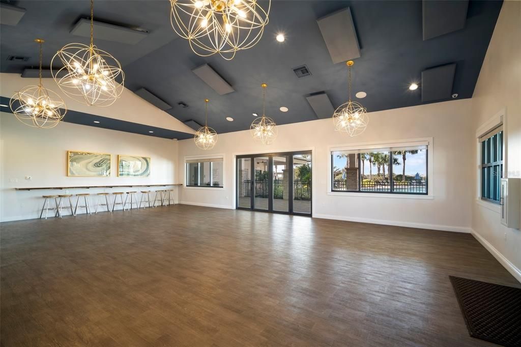 For Sale: $485,000 (4 beds, 2 baths, 2523 Square Feet)