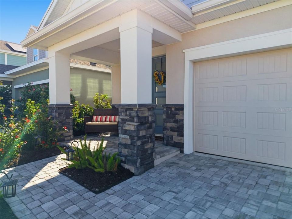 For Sale: $485,000 (4 beds, 2 baths, 2523 Square Feet)