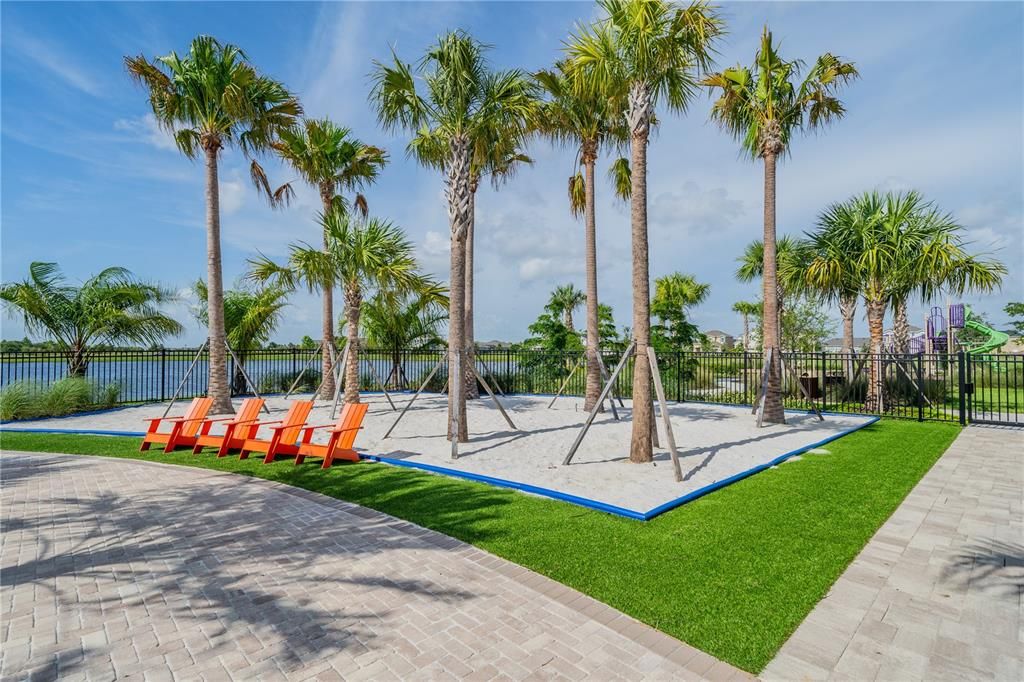 For Sale: $485,000 (4 beds, 2 baths, 2523 Square Feet)