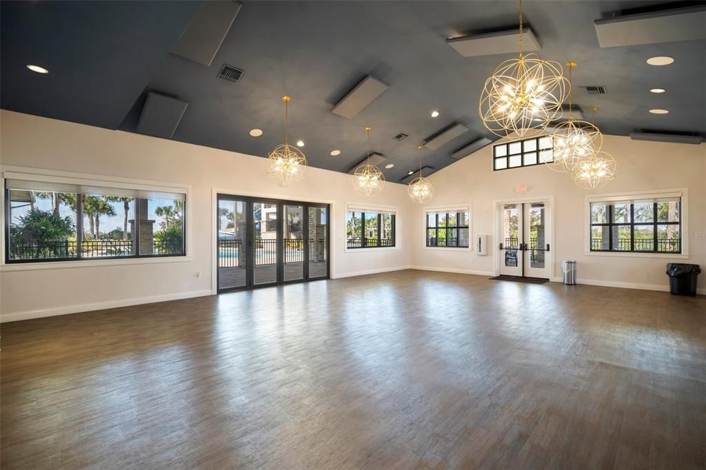 For Sale: $485,000 (4 beds, 2 baths, 2523 Square Feet)