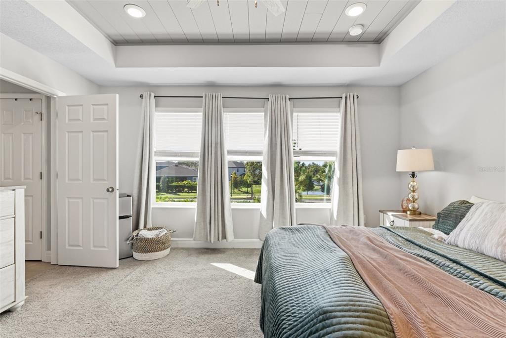 For Sale: $485,000 (4 beds, 2 baths, 2523 Square Feet)