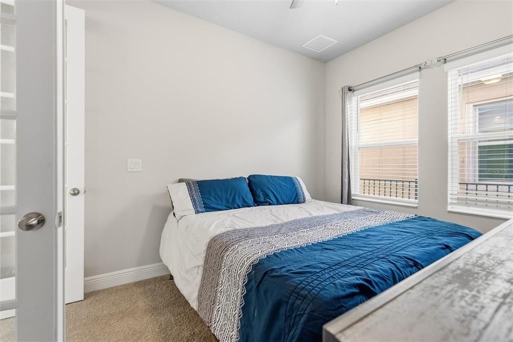 For Sale: $485,000 (4 beds, 2 baths, 2523 Square Feet)