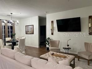 For Rent: $2,000 (3 beds, 2 baths, 1269 Square Feet)