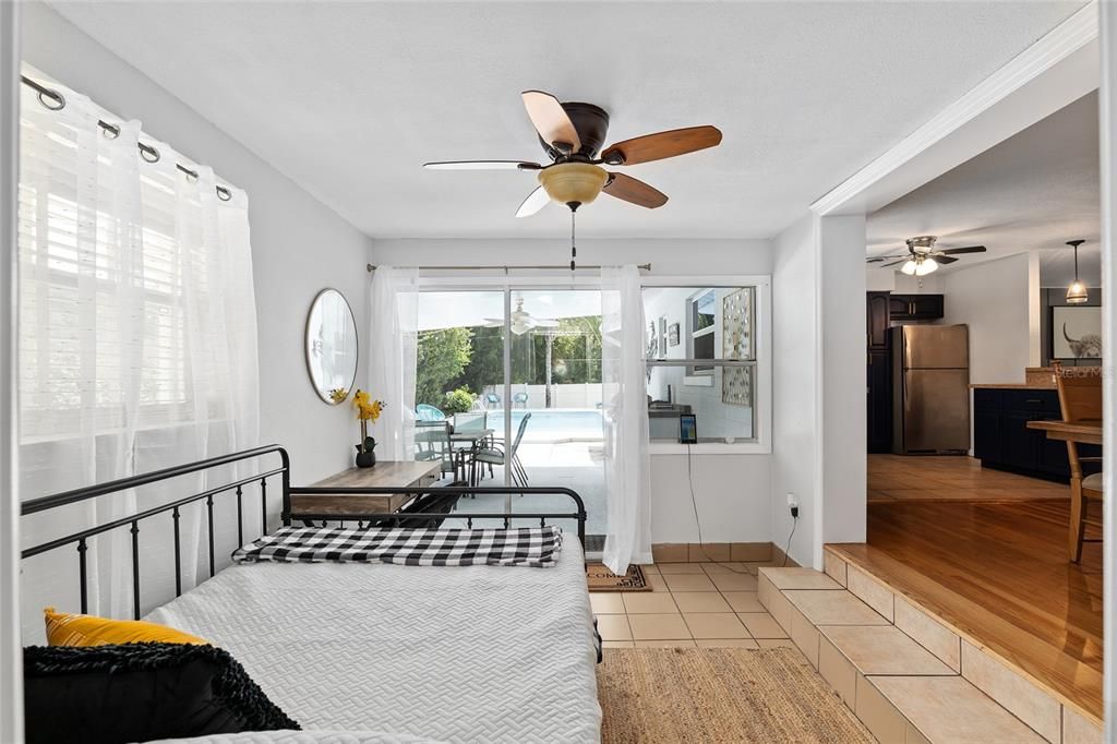 For Rent: $3,500 (4 beds, 2 baths, 1414 Square Feet)