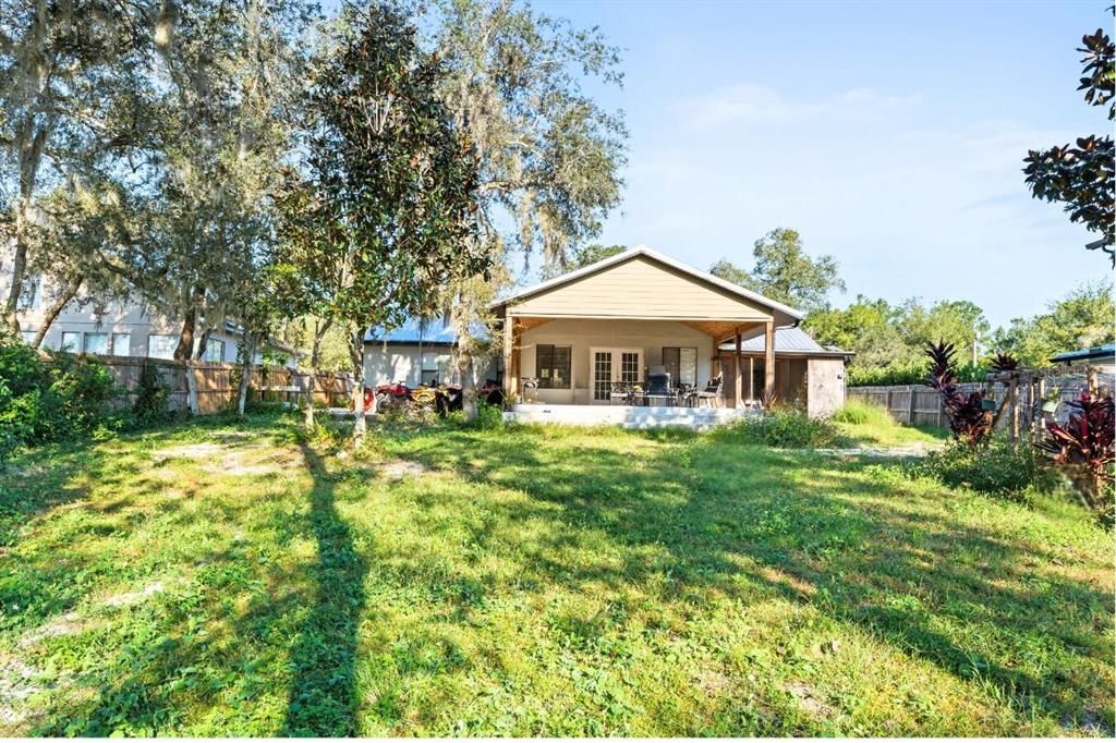 Active With Contract: $442,000 (4 beds, 2 baths, 1960 Square Feet)