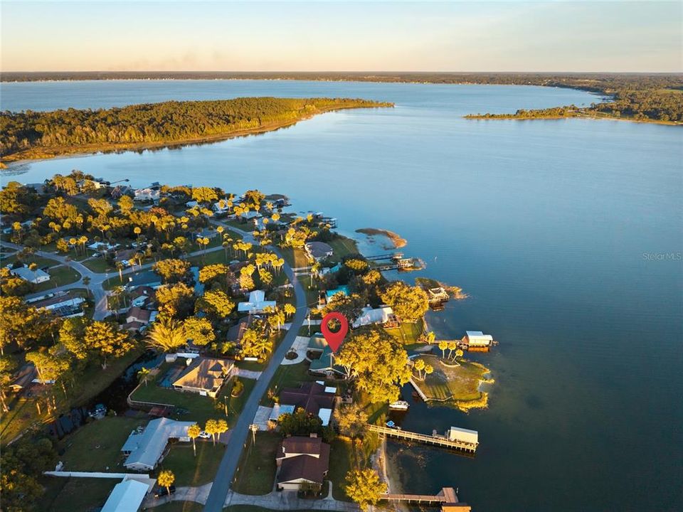 На продажу: $979,000 (3 спален, 3 ванн, 2656 Квадратных фут)