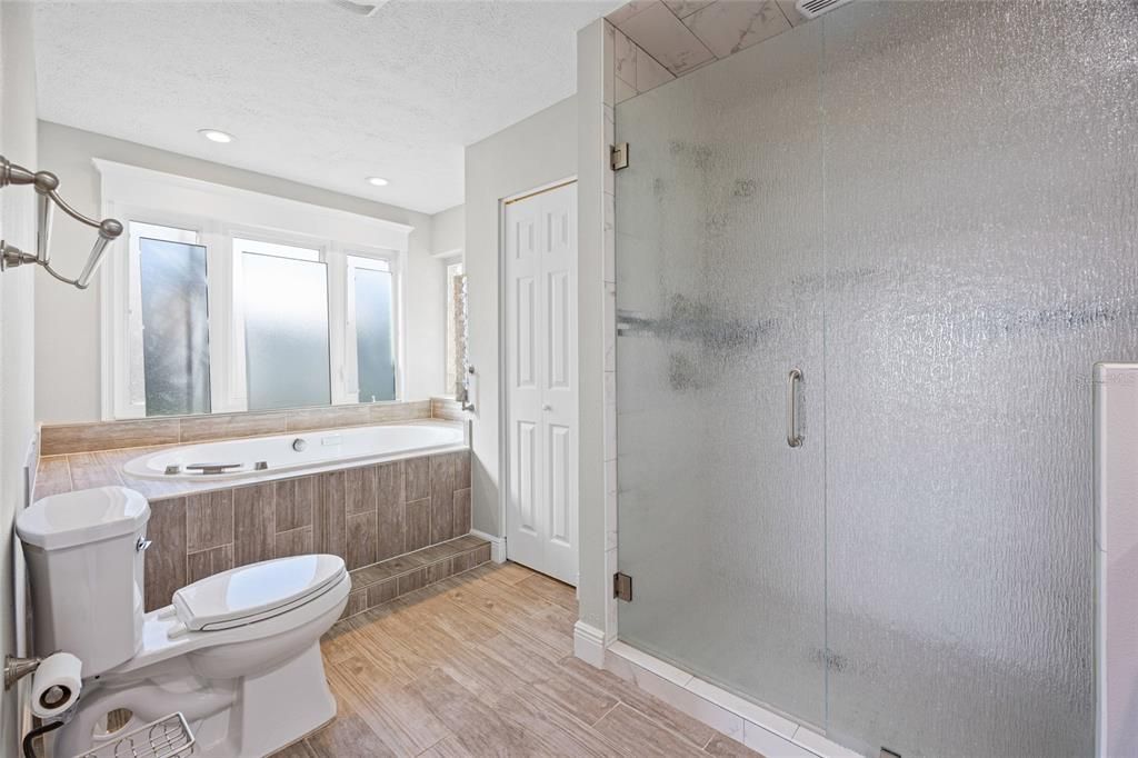 На продажу: $979,000 (3 спален, 3 ванн, 2656 Квадратных фут)