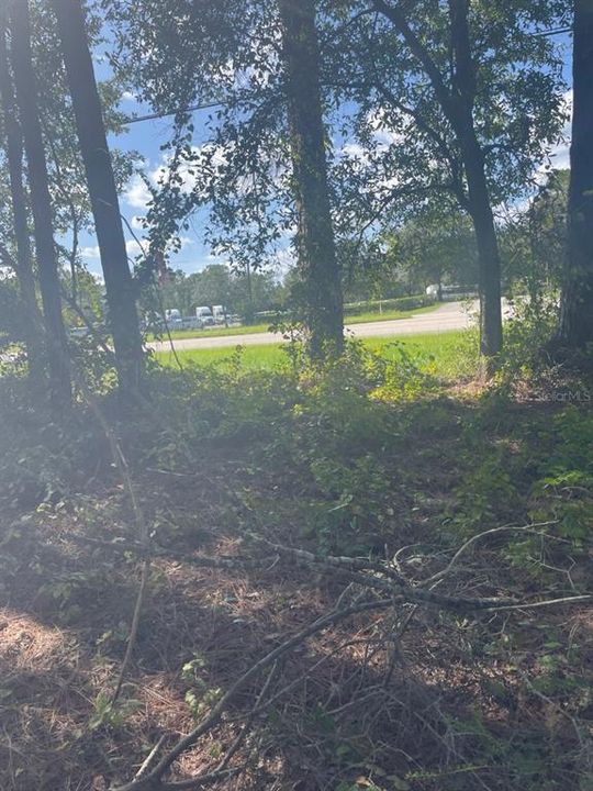 待售: $229,900 (0.92 acres)