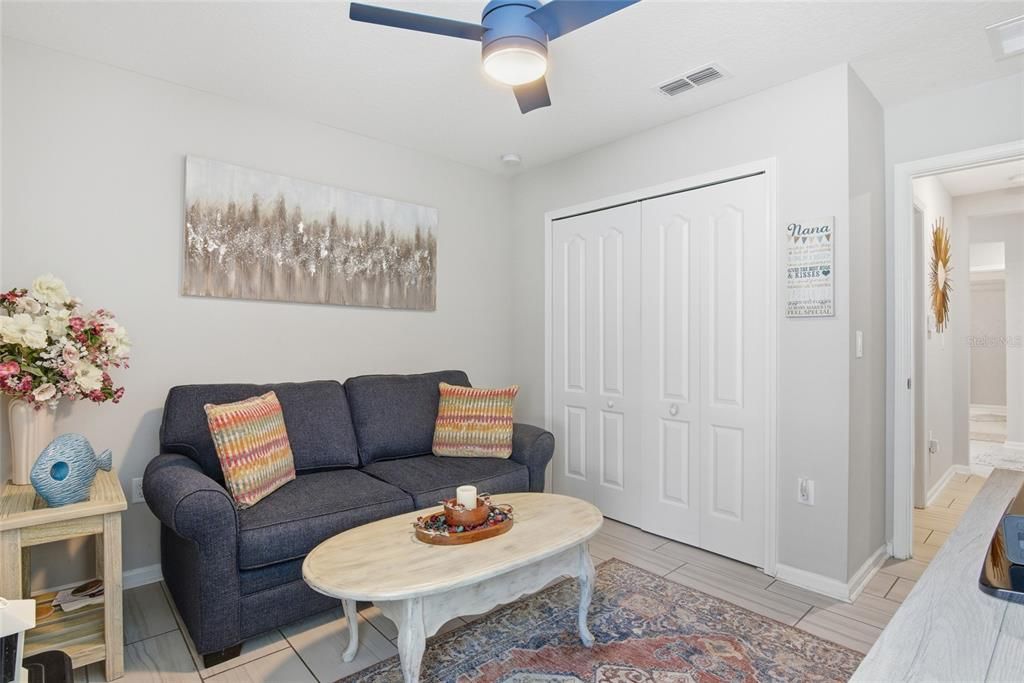 待售: $415,000 (3 贝兹, 2 浴室, 1604 平方英尺)