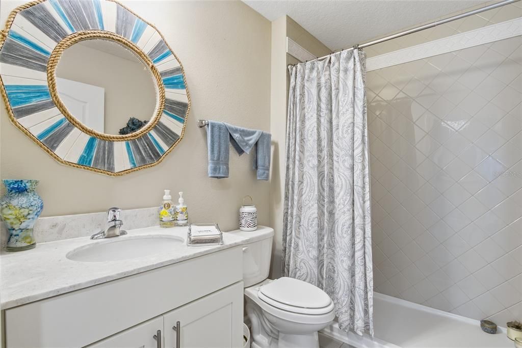 待售: $415,000 (3 贝兹, 2 浴室, 1604 平方英尺)