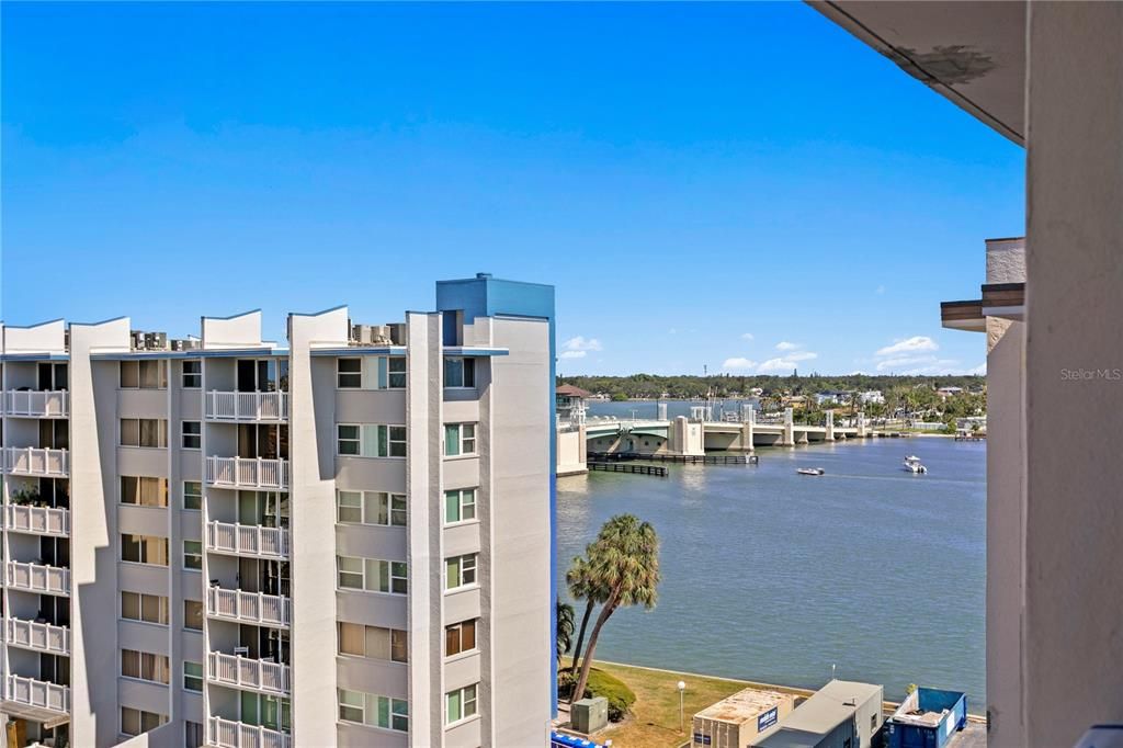 For Sale: $550,000 (2 beds, 2 baths, 1780 Square Feet)