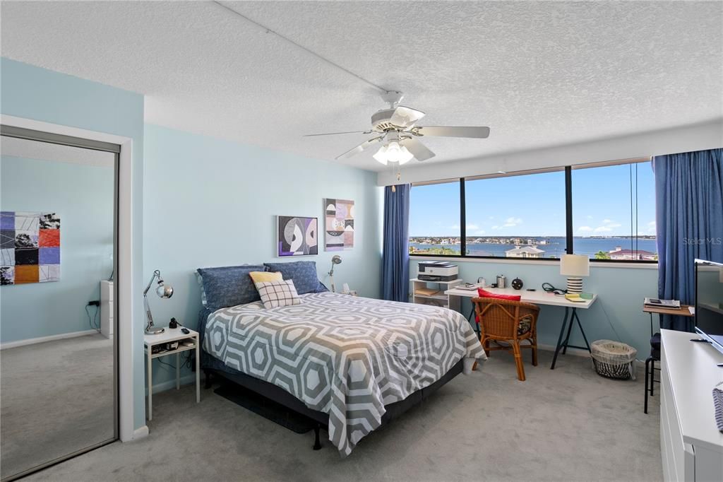 For Sale: $550,000 (2 beds, 2 baths, 1780 Square Feet)