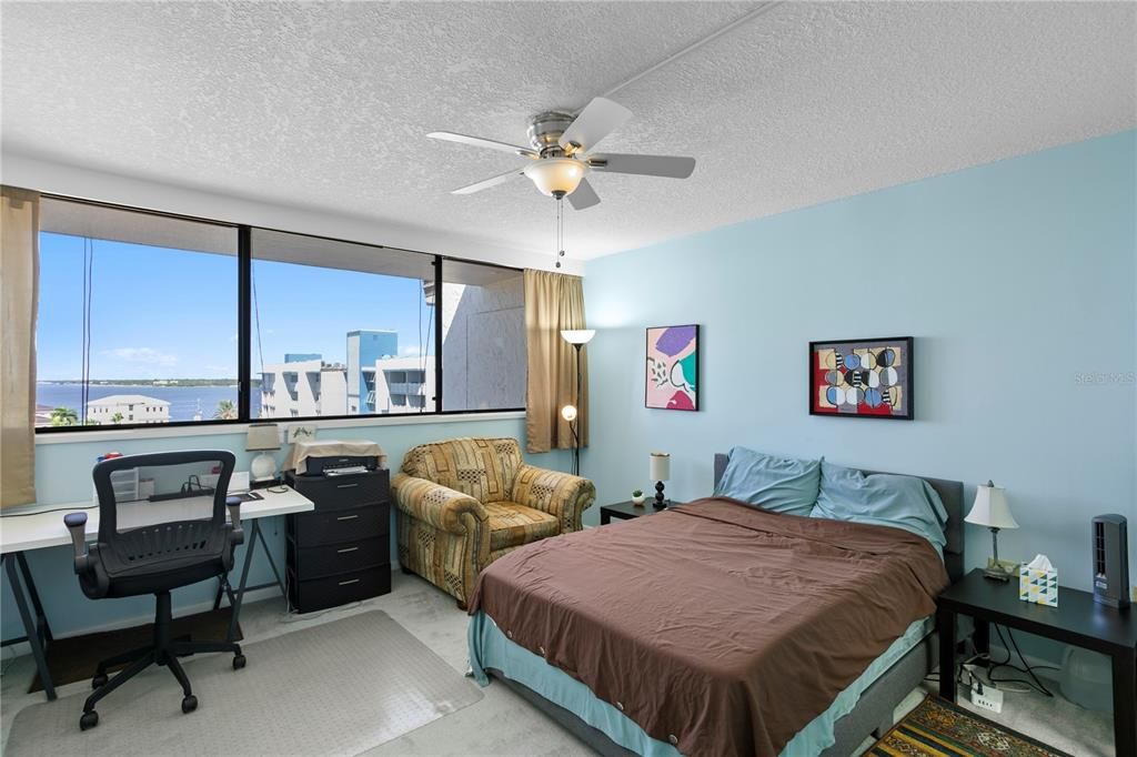 For Sale: $550,000 (2 beds, 2 baths, 1780 Square Feet)