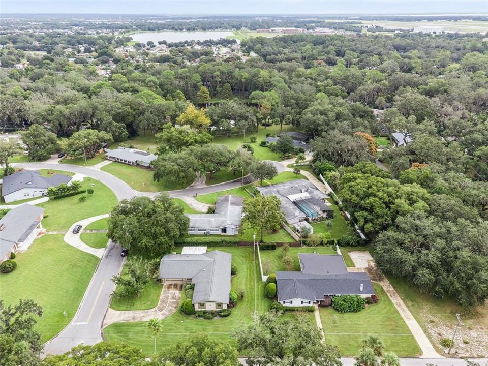 En Venta: $434,900 (4 camas, 2 baños, 2106 Pies cuadrados)