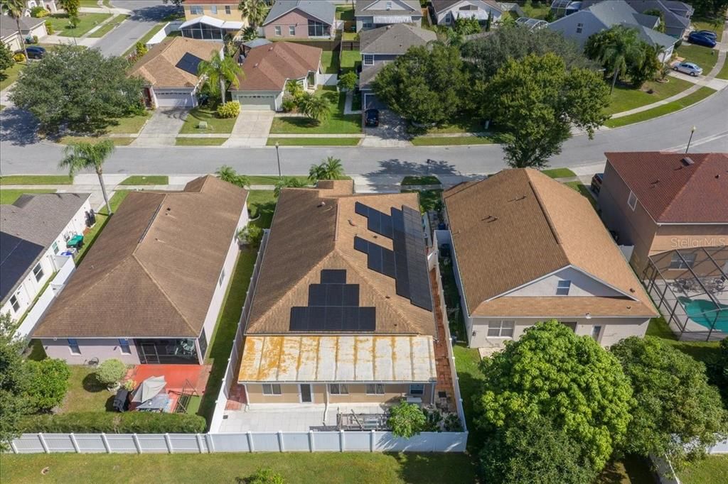 For Sale: $469,000 (5 beds, 2 baths, 2522 Square Feet)