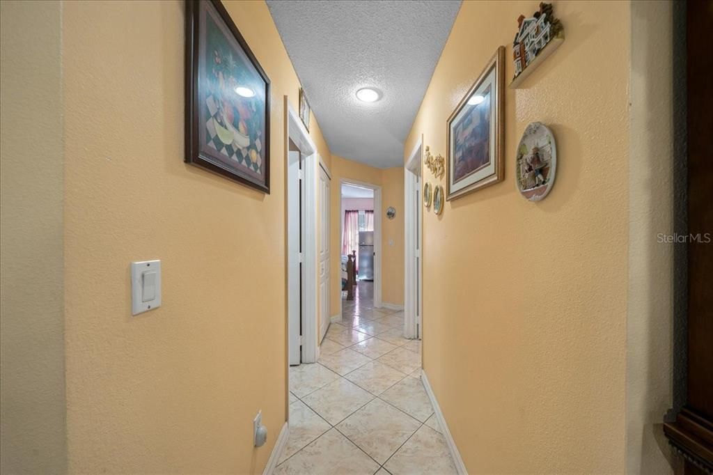 For Sale: $469,000 (5 beds, 2 baths, 2522 Square Feet)