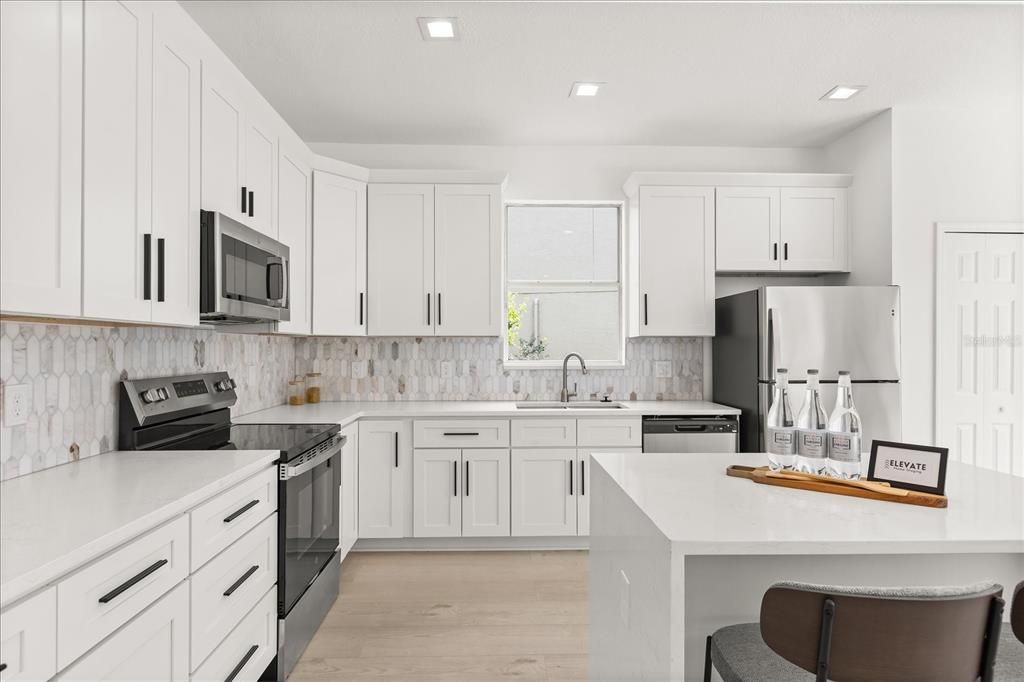 На продажу: $624,000 (4 спален, 3 ванн, 2744 Квадратных фут)