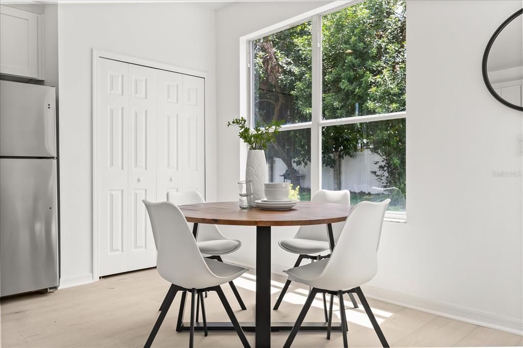 На продажу: $624,000 (4 спален, 3 ванн, 2744 Квадратных фут)