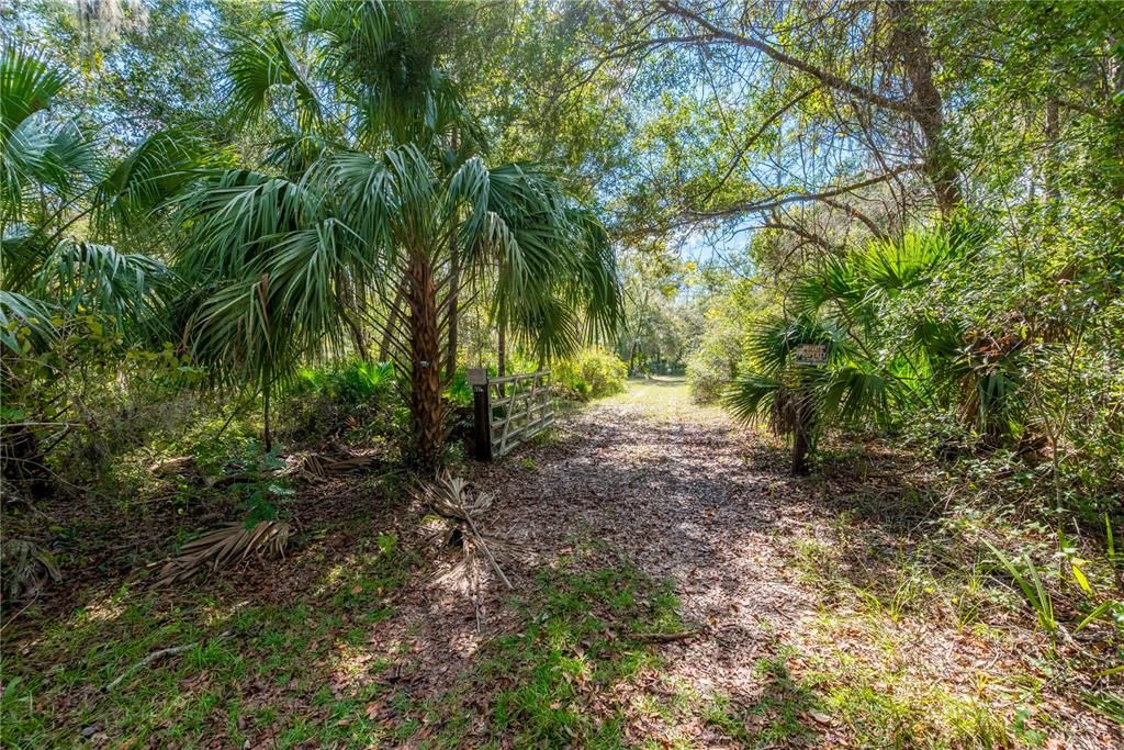 待售: $395,000 (2 贝兹, 2 浴室, 1376 平方英尺)