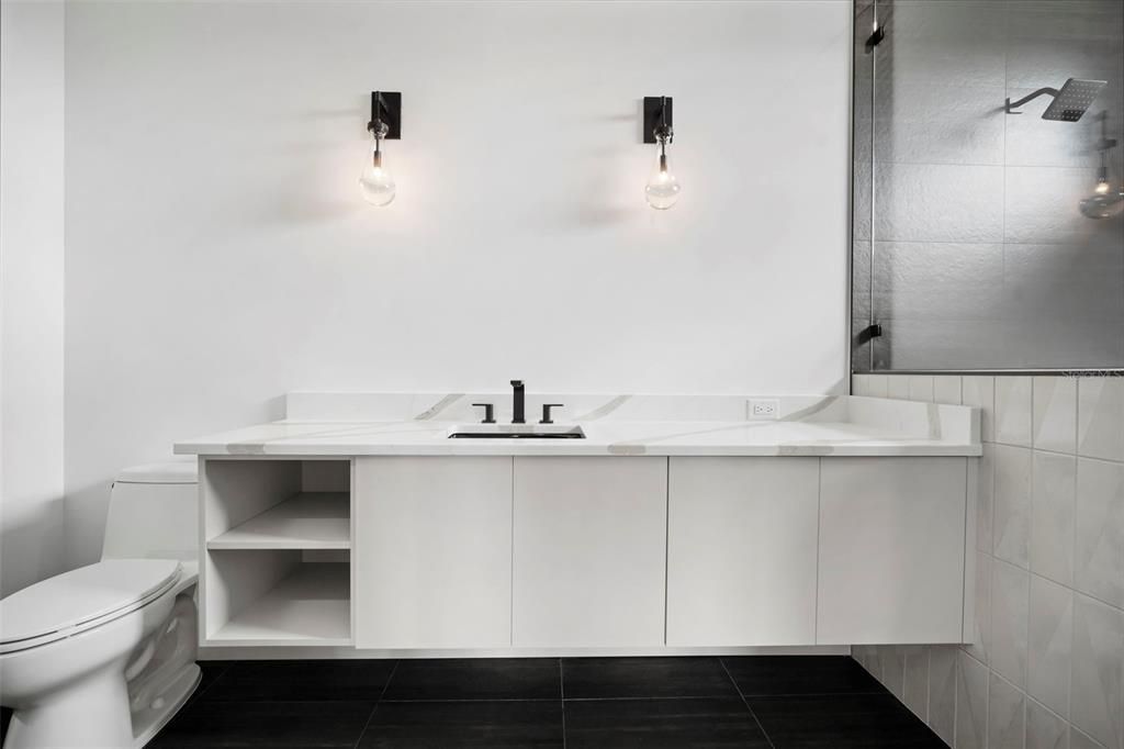 For Sale: $2,648,500 (4 beds, 4 baths, 4362 Square Feet)