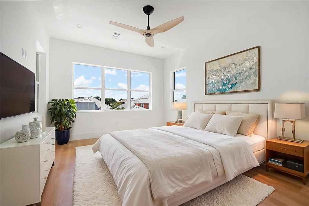 For Sale: $2,648,500 (4 beds, 4 baths, 4362 Square Feet)