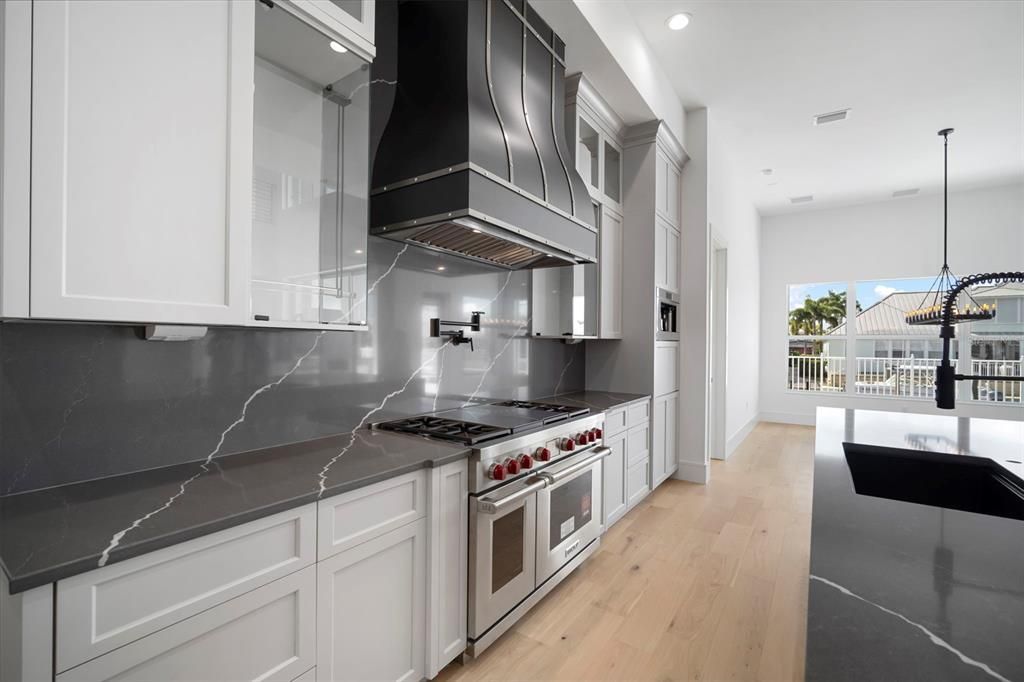 For Sale: $2,648,500 (4 beds, 4 baths, 4362 Square Feet)