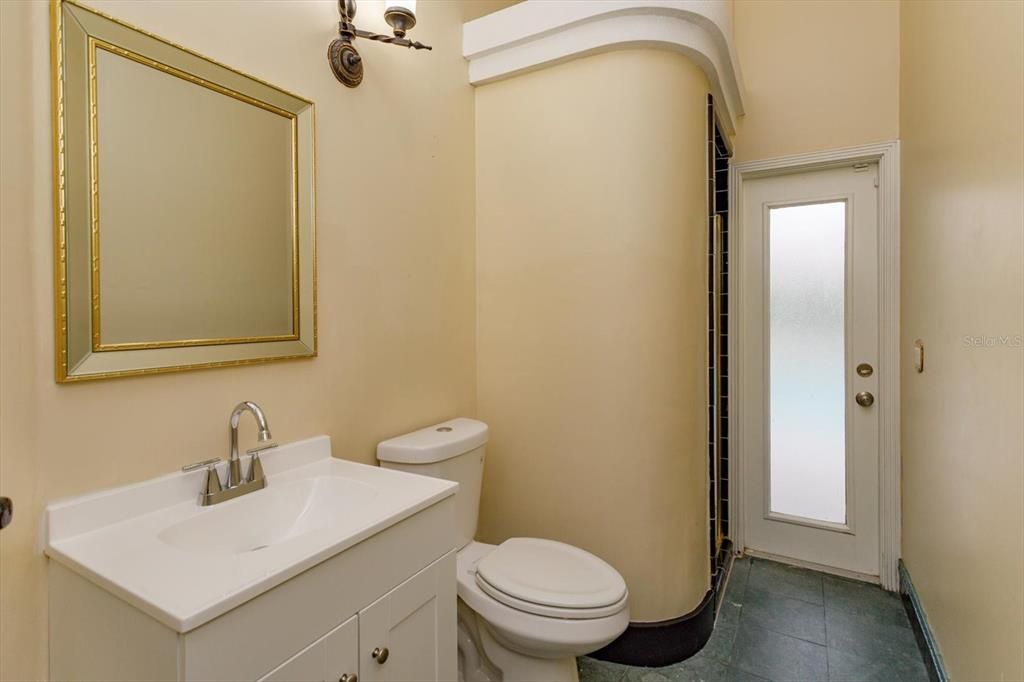 For Rent: $3,900 (4 beds, 4 baths, 2857 Square Feet)