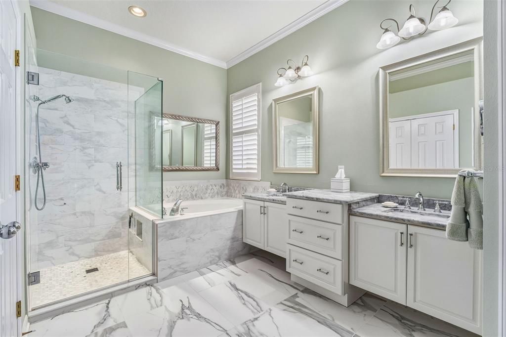 Activo con contrato: $810,000 (3 camas, 2 baños, 1860 Pies cuadrados)