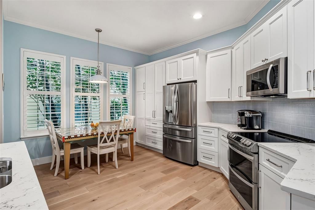 Activo con contrato: $810,000 (3 camas, 2 baños, 1860 Pies cuadrados)