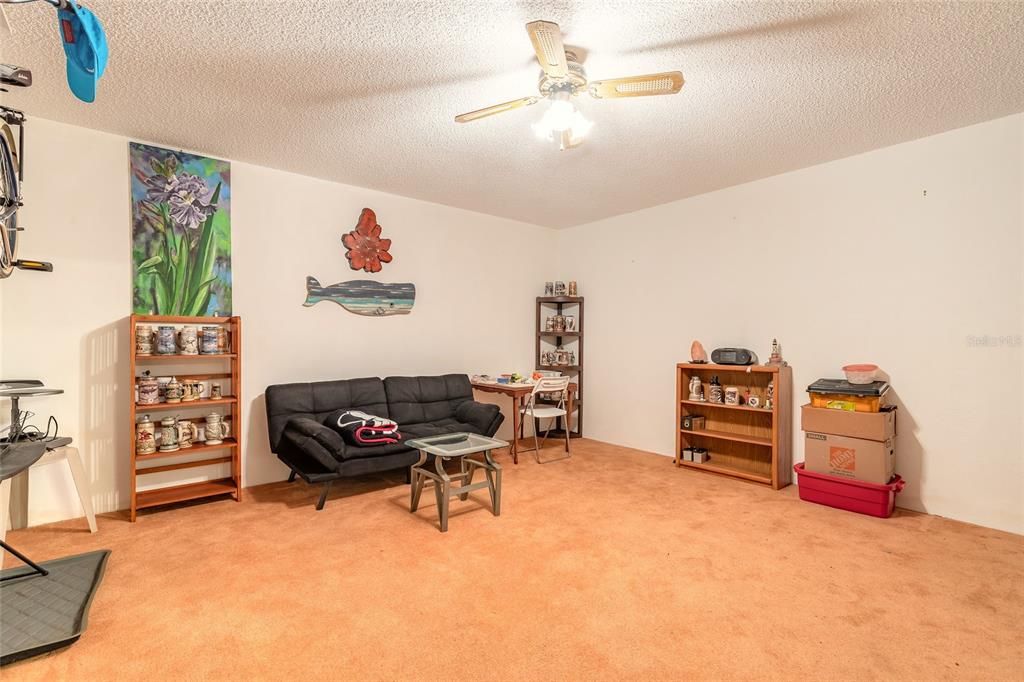 На продажу: $340,000 (2 спален, 2 ванн, 1536 Квадратных фут)