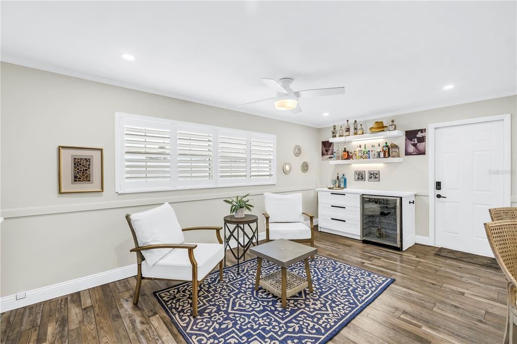 En Venta: $989,000 (4 camas, 3 baños, 2670 Pies cuadrados)