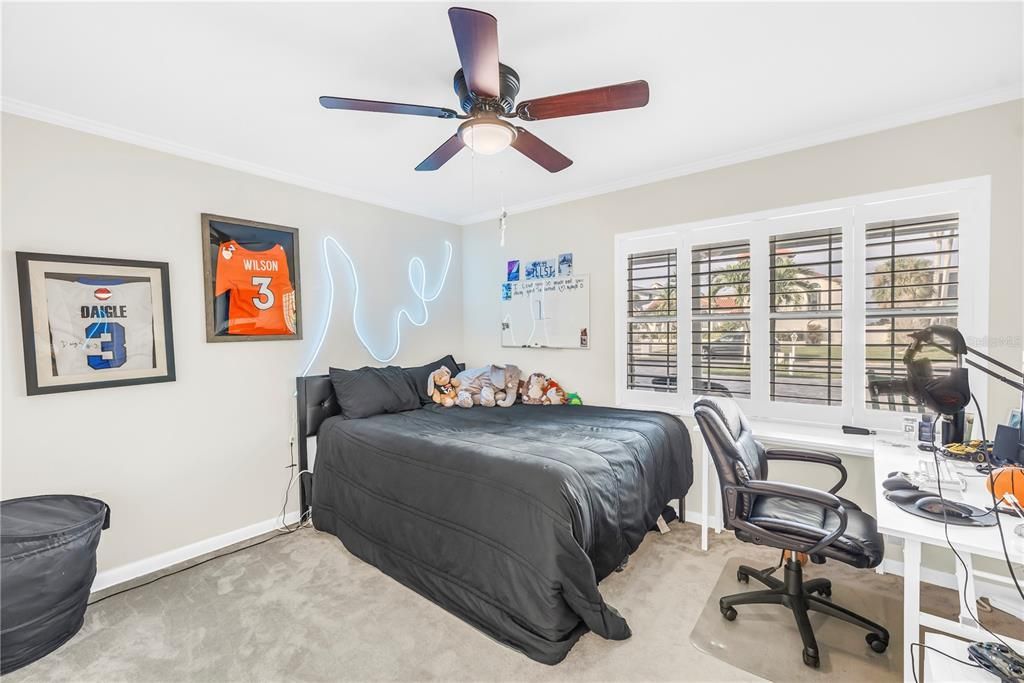 En Venta: $989,000 (4 camas, 3 baños, 2670 Pies cuadrados)