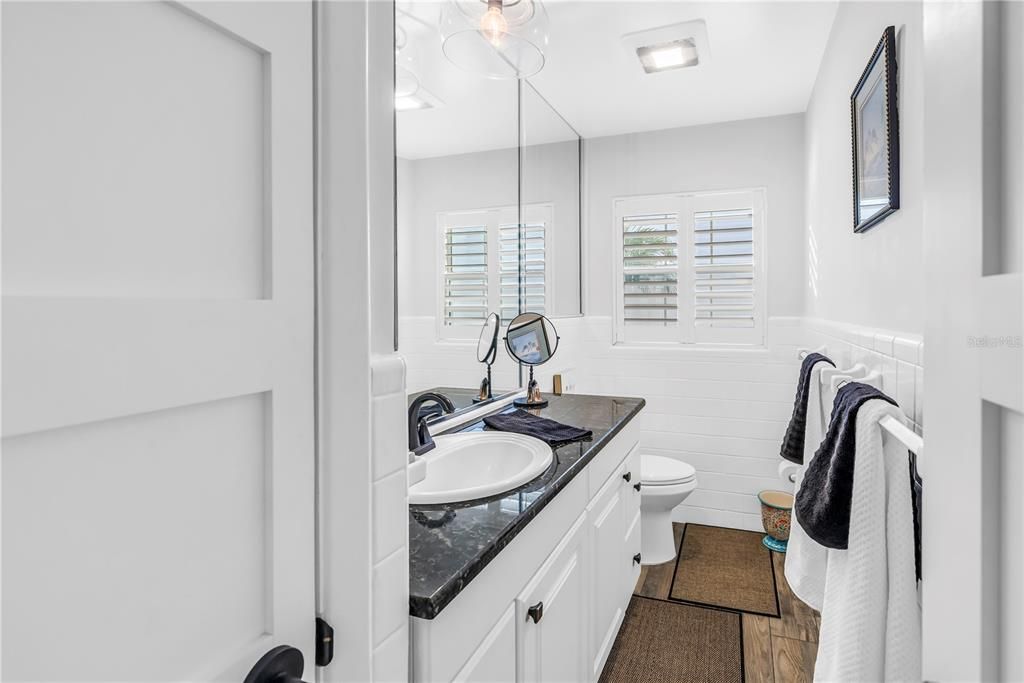 En Venta: $989,000 (4 camas, 3 baños, 2670 Pies cuadrados)