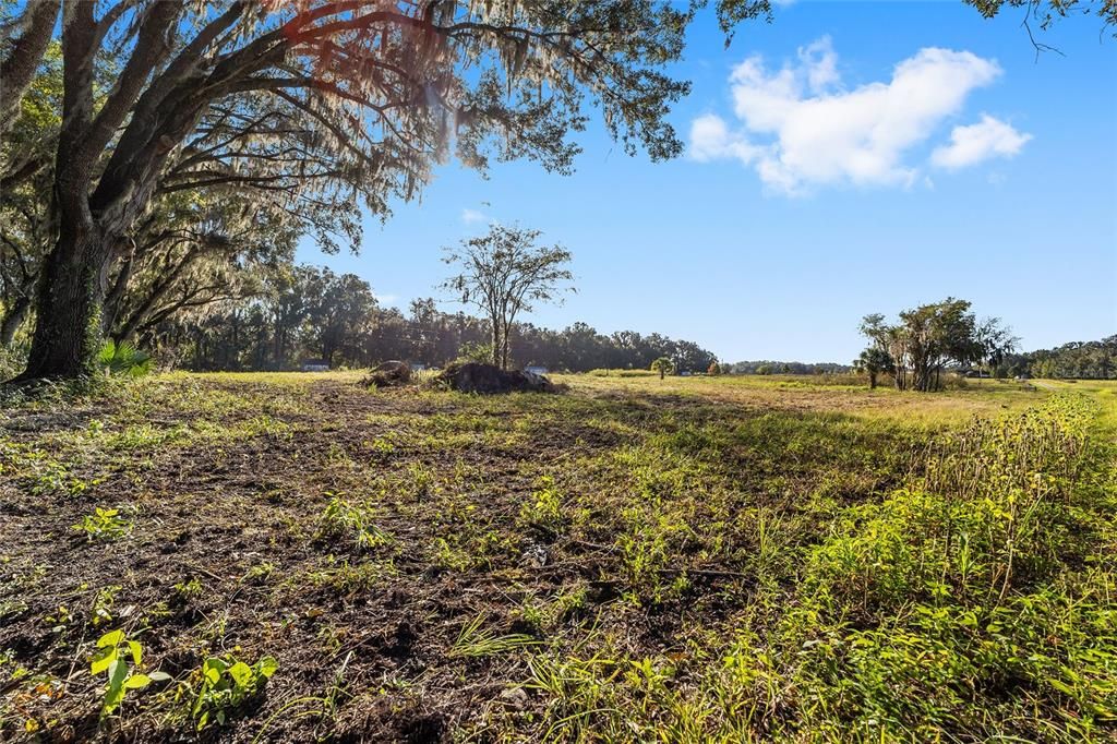 待售: $550,000 (10.00 acres)