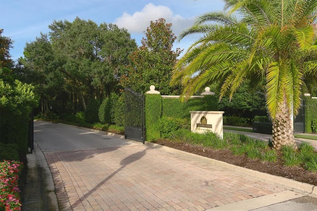 For Sale: $2,175,000 (3 beds, 3 baths, 2958 Square Feet)