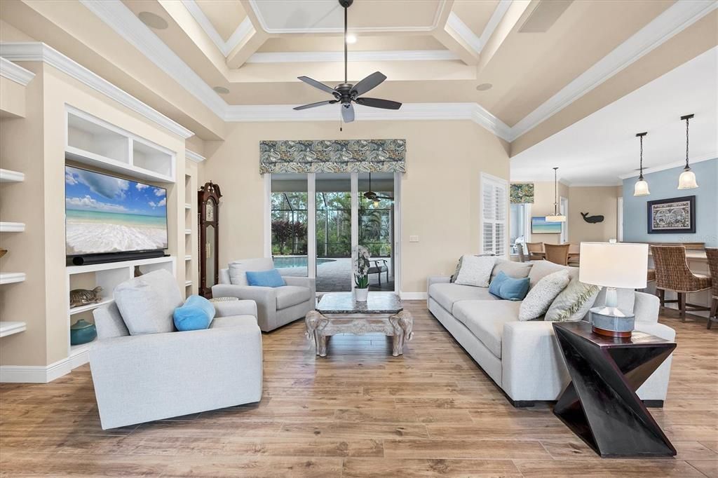 For Sale: $2,175,000 (3 beds, 3 baths, 2958 Square Feet)