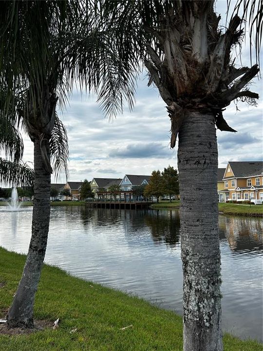 待售: $279,999 (3 贝兹, 2 浴室, 1296 平方英尺)