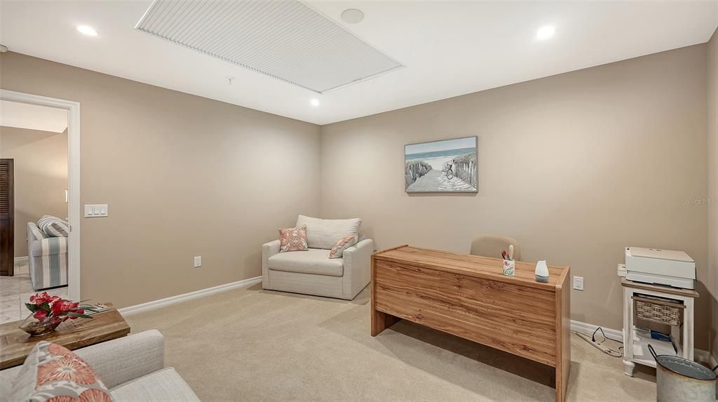 En Venta: $999,500 (3 camas, 2 baños, 2219 Pies cuadrados)