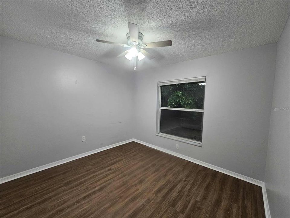 For Sale: $274,111 (3 beds, 2 baths, 1429 Square Feet)