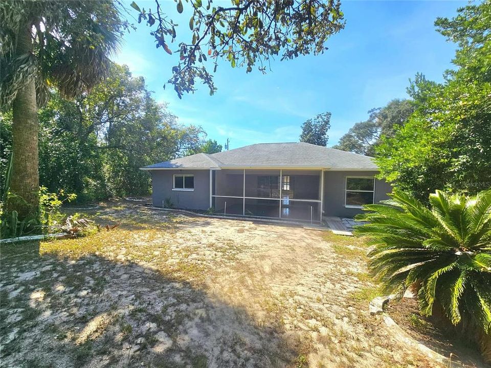 For Sale: $274,111 (3 beds, 2 baths, 1429 Square Feet)