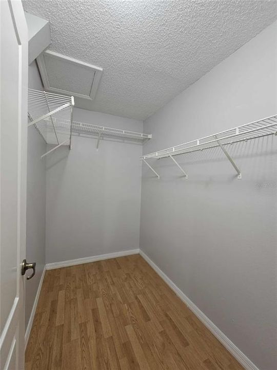 For Sale: $274,111 (3 beds, 2 baths, 1429 Square Feet)