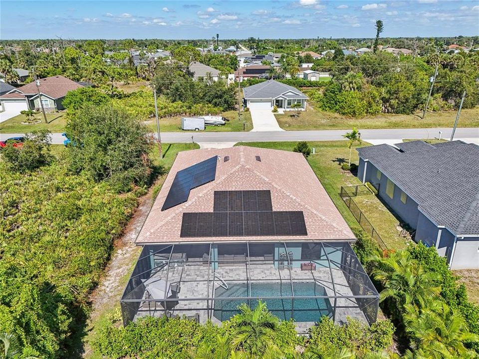 Под контрактом: $465,000 (3 спален, 2 ванн, 1770 Квадратных фут)