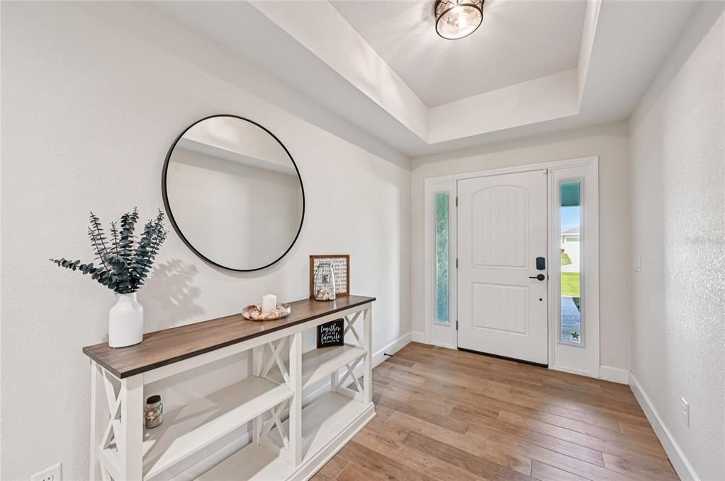 Под контрактом: $465,000 (3 спален, 2 ванн, 1770 Квадратных фут)