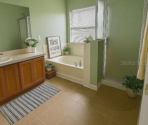 待售: $345,000 (3 贝兹, 2 浴室, 2018 平方英尺)