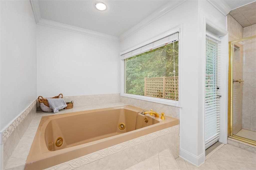 待售: $799,900 (4 贝兹, 2 浴室, 4111 平方英尺)